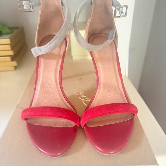 Joie Roxie Multi Color Sandal - Picture 1 of 9